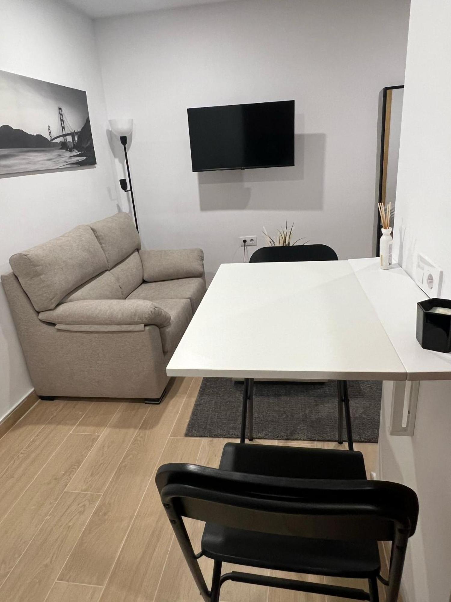 G&h - Porvenir Apartment *
