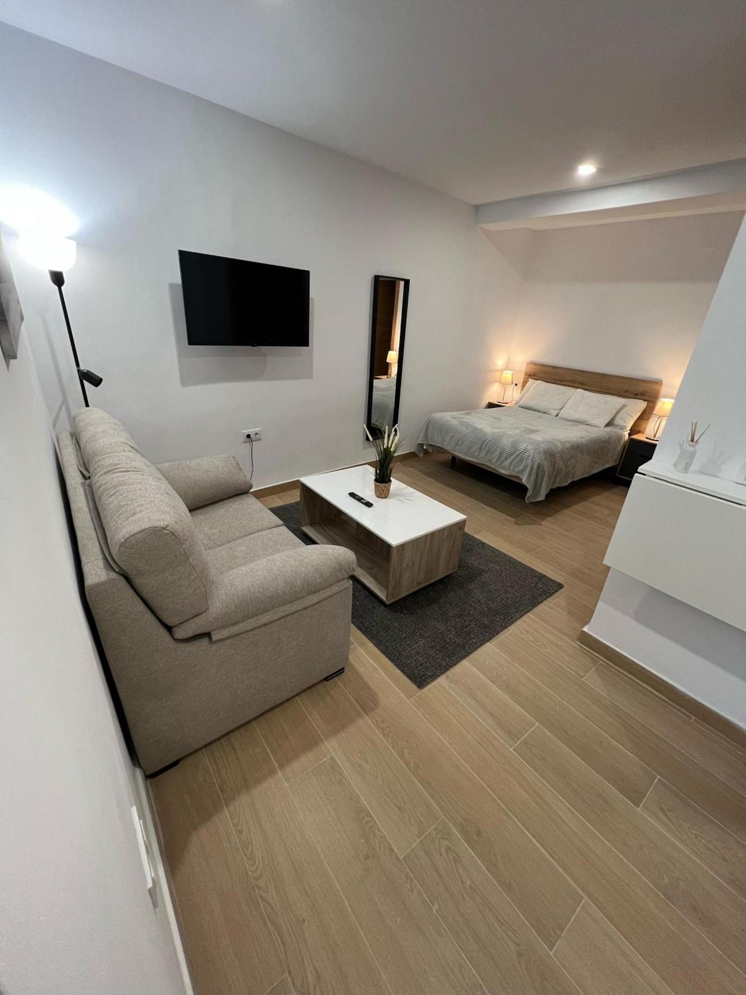 G&h - Porvenir Apartment *